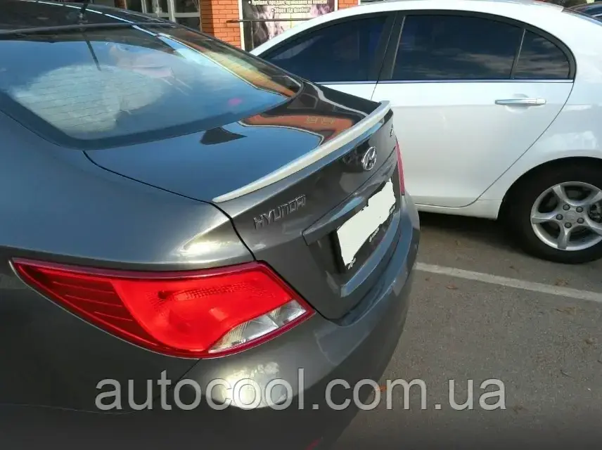 Спойлер багажника (сабля, лип спойлер) Hyundai Accent/Solaris 2014+ г. Хюндай Акцент