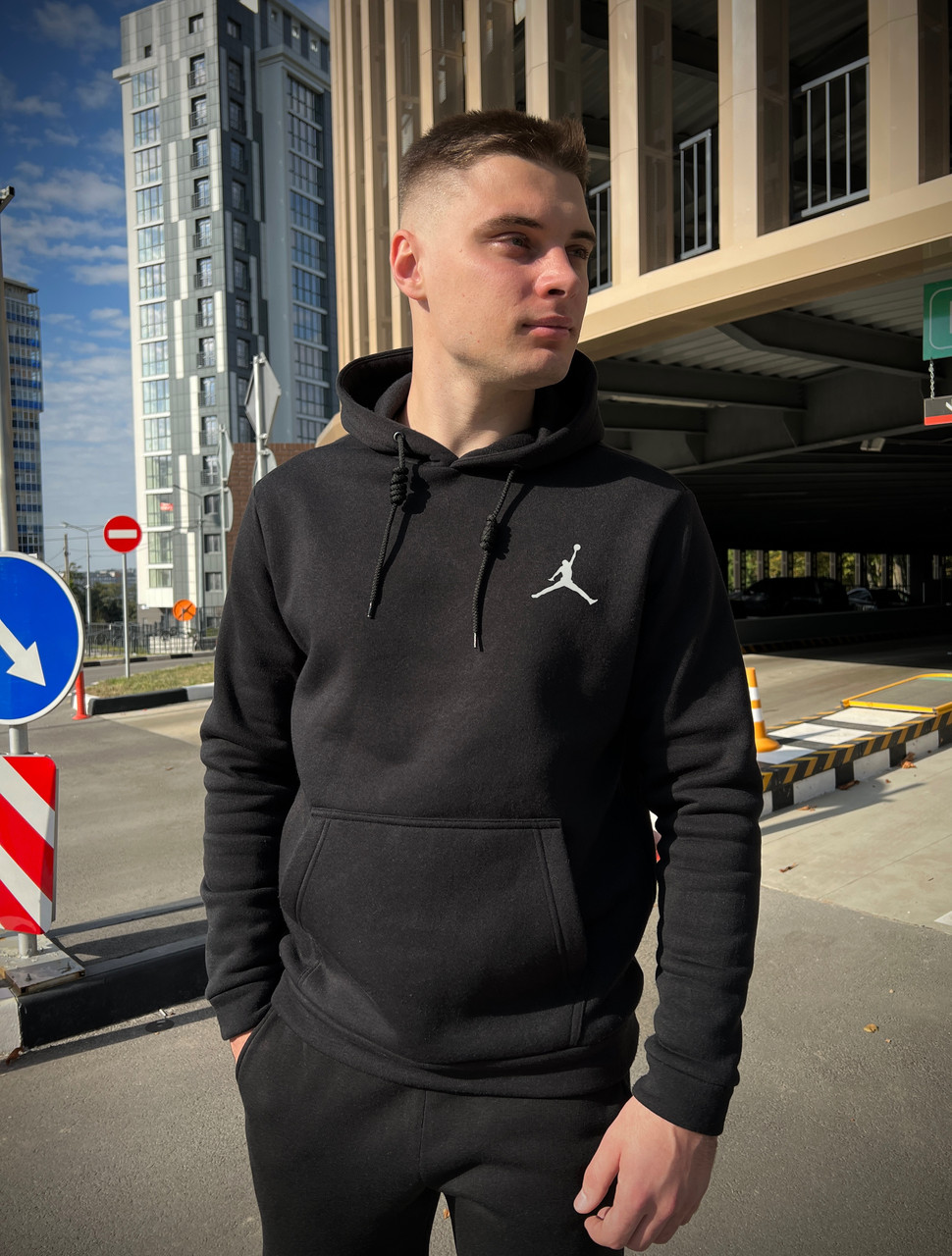 Зимове худі Jordan чорне з начосом / зимова кофта Джордан чоловіча чорна / толстовка на флісі