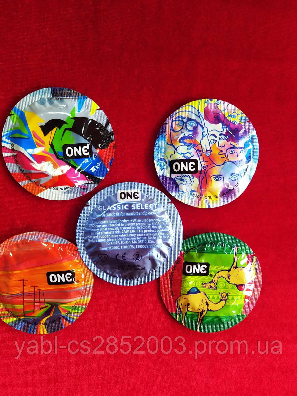 Презервативи ONE Classic Select (класичні) (по 1шт) (упаковка може відрізнятися кольором та малюнком)