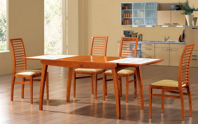 Який стіл купити на кухню