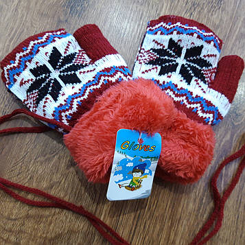 Теплі дитячі в'язані, махрові рукавички з мотузкою та відворотом 3-5 років "GLOVES" Червоні