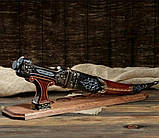 Подарунковий набір для алкоголю Кінжал на дерев'яній підставці - крутий та оригінальний подарунок для чоловіка, фото 5