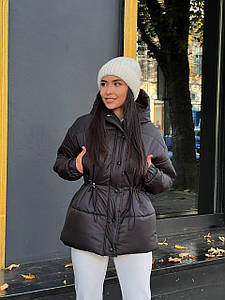 Зимова жіноча куртка чорна з капюшоном ДН/-45152
