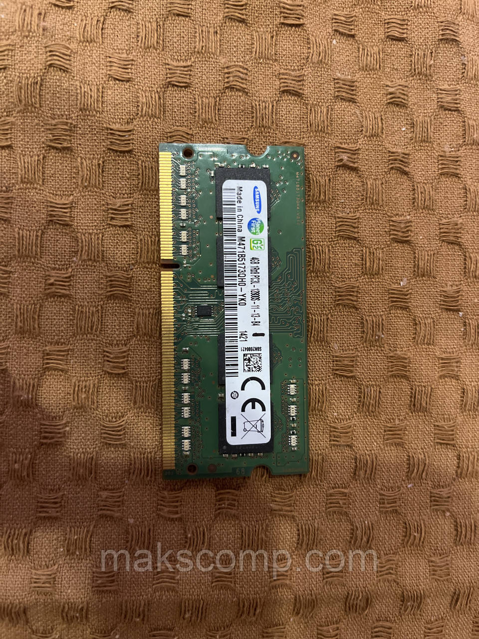 Пам'ять Samsung 4Gb So-DIMM PC3L-12800S DDR3-1600 1.35v (M471B173QH0-YK0) 11-13-B4