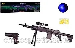 Снайперська гвинтівка з лазерним прицілом, ліхтариком, пістолет