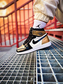 Кросівки жіночі чорно-білі Nike Air Jordan 1 High Patent Gold toe (01679)