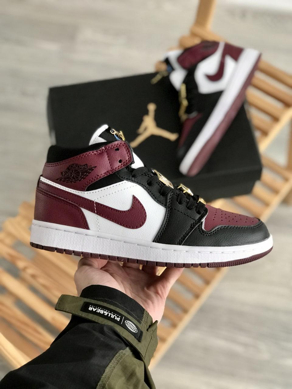 Pull rouge top nike jordan