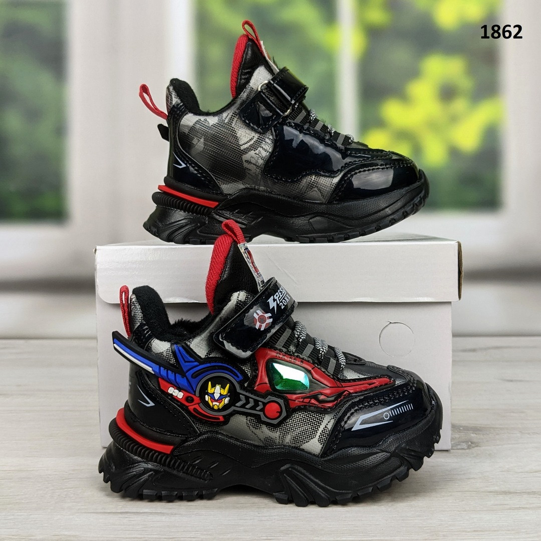 Зимові черевики для хлопчика на хутрі чорні з червоним Міфер