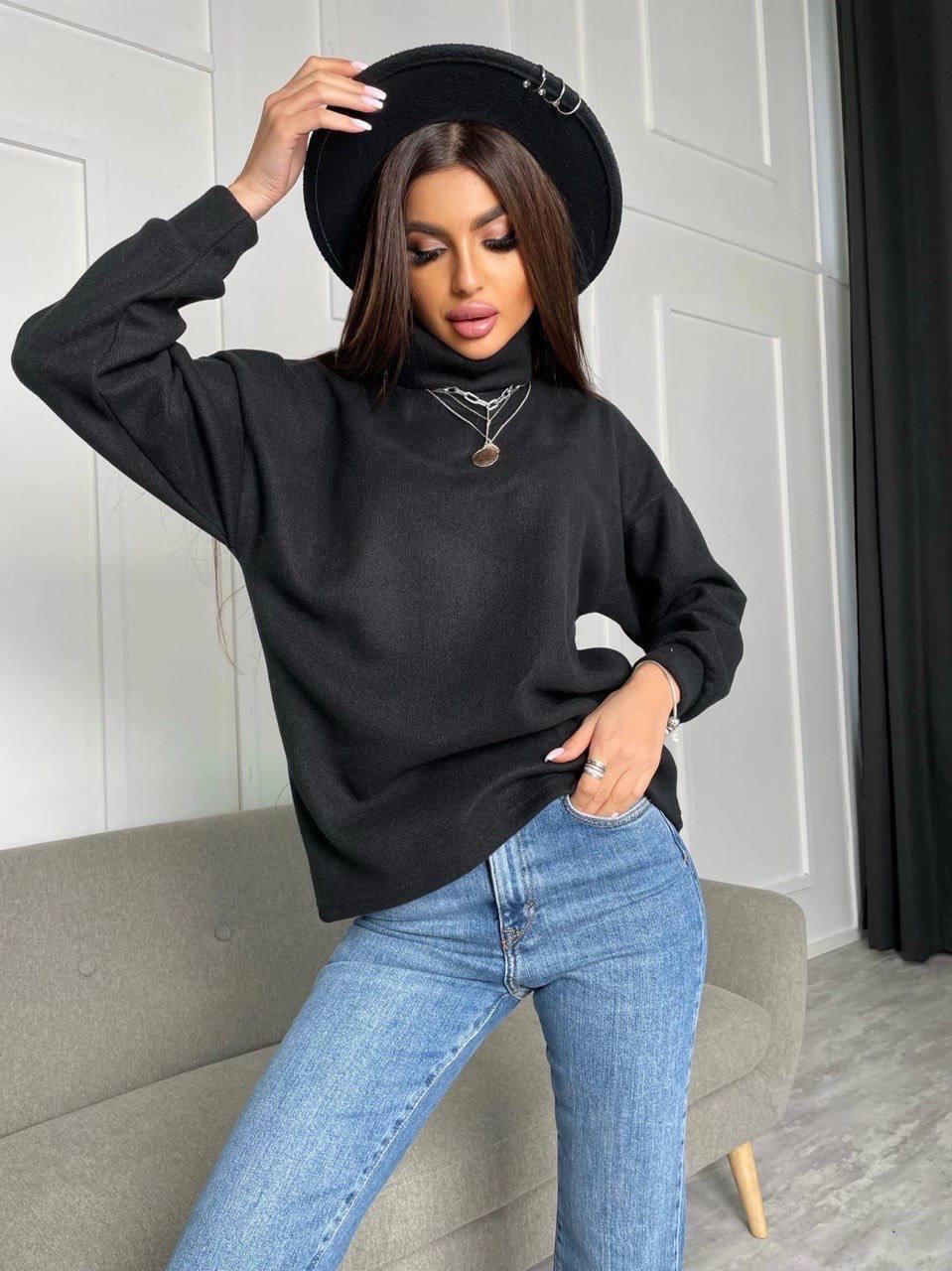 Стильний жіночий светр oversize з високим горлом з подворотом Ssmn1157