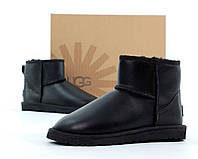 Женские зимние UGG Classic II Mini Black Leather черные кожаные угги классик 2 мини женские ботинки уги зимние