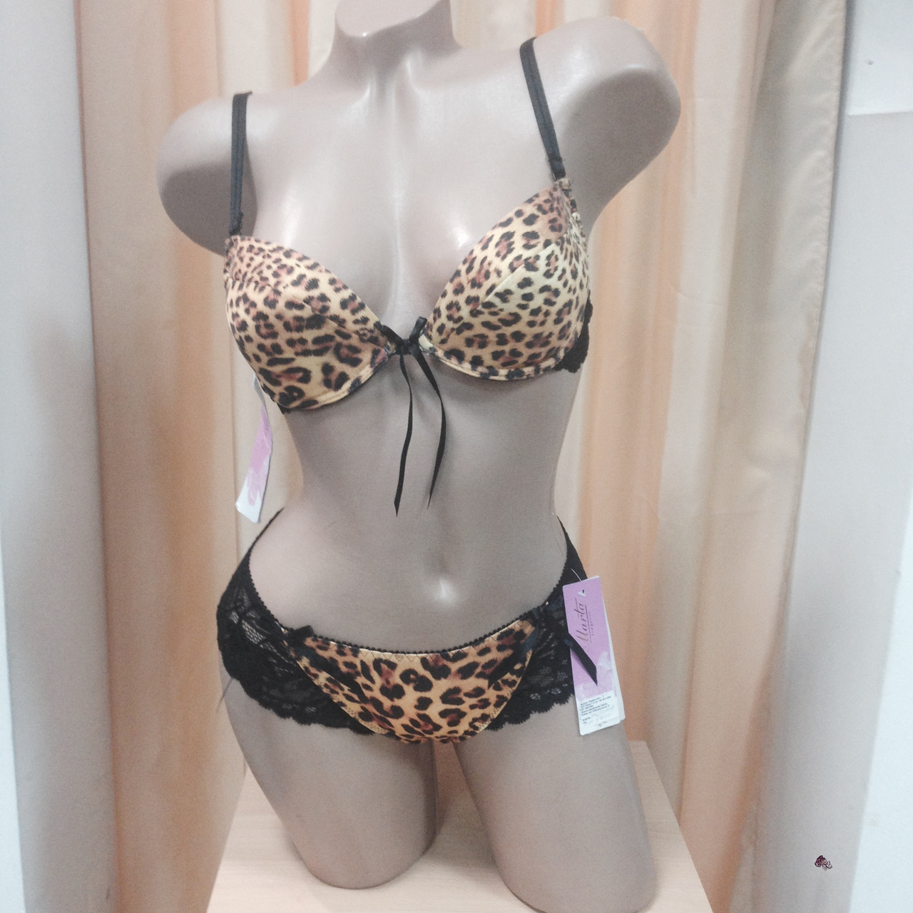 Комплект: бюстгальтер пушап і трусики сліп,леопард 75B/S