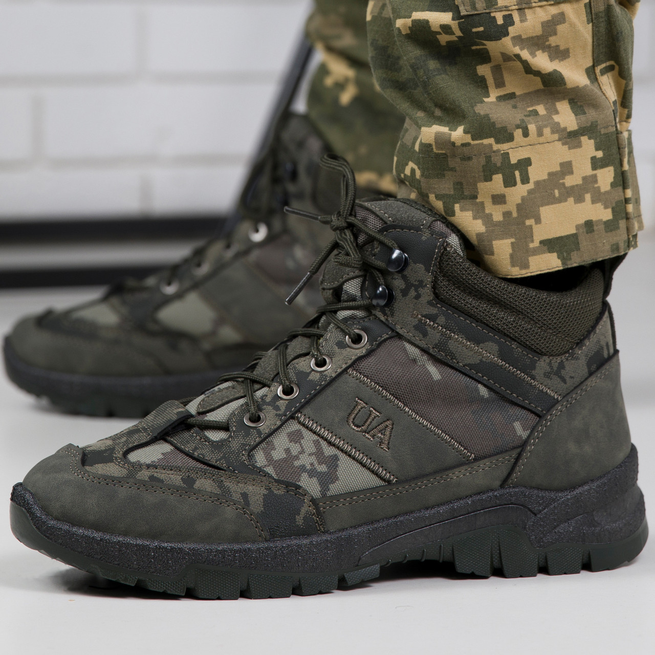Тактичні зимові черевики чоловічі камуфляж, фото 1