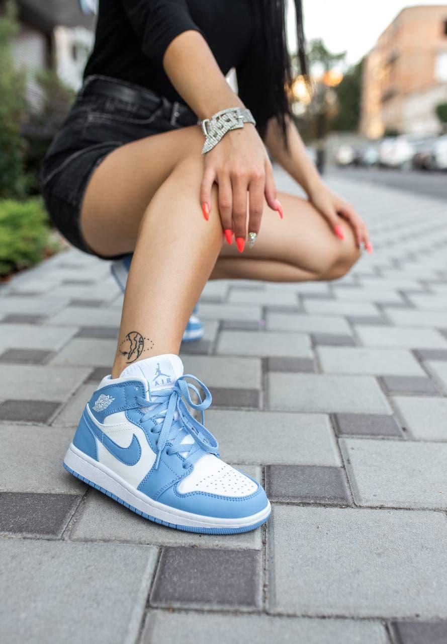 Jordan 1 mid white and cheap blue
