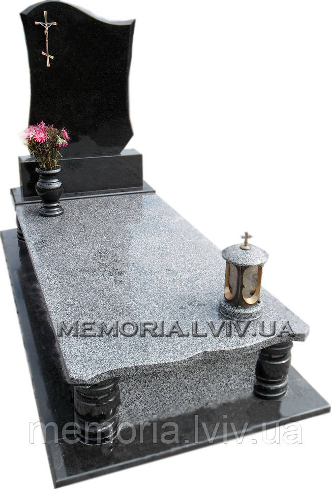 Пам'ятник з граніту 1055