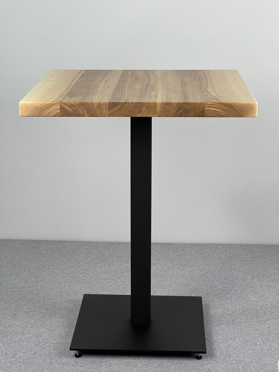 Стіл для кафе "Серія 1" 60х60 з натурального дерева та металу Стіл для кафе "Серія 1" 60х60 з натурального дерева та металу