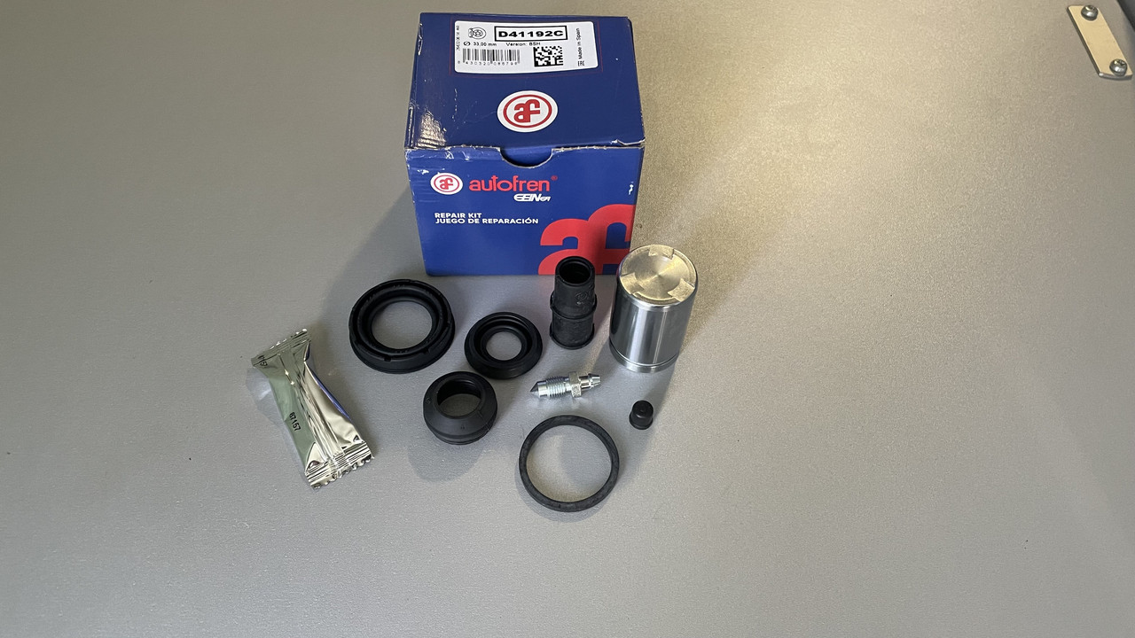 Vito 638 Ремкомплект заднього супорта (з поршнем) d=33mm (версія BOSCH) D41192C, фото 1