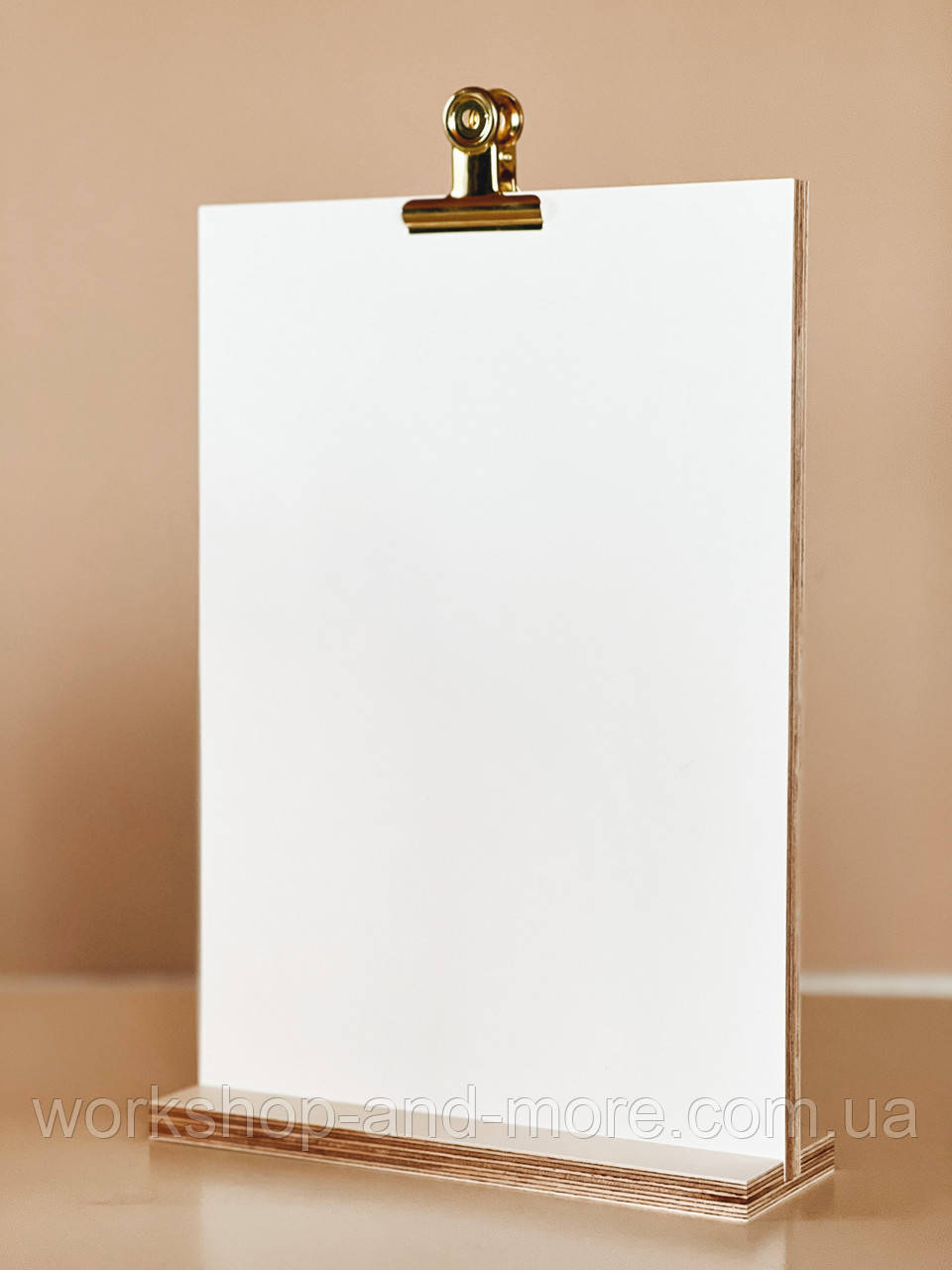 Білий меню-холдер тейбл тент A4 з ламінованого дерева тримач меню для хорека