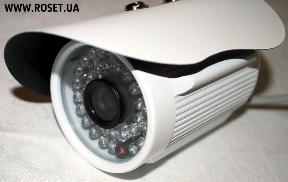 Камера дәретханаға қарады