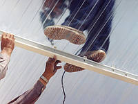 Стільниковий полікарбонат: відмінності по міцності