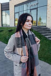 Жіночий палантин кашеміровий на плечі шаль стильний красивий теплий в клітку в сірих відтінках, фото 2