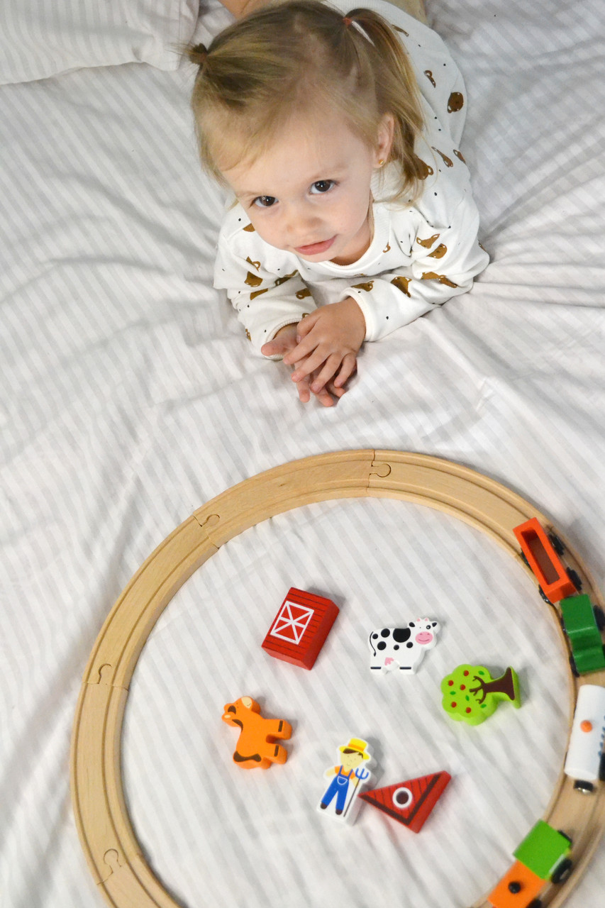 Залізниця дерев'яна Viga Toys на 19 елементів