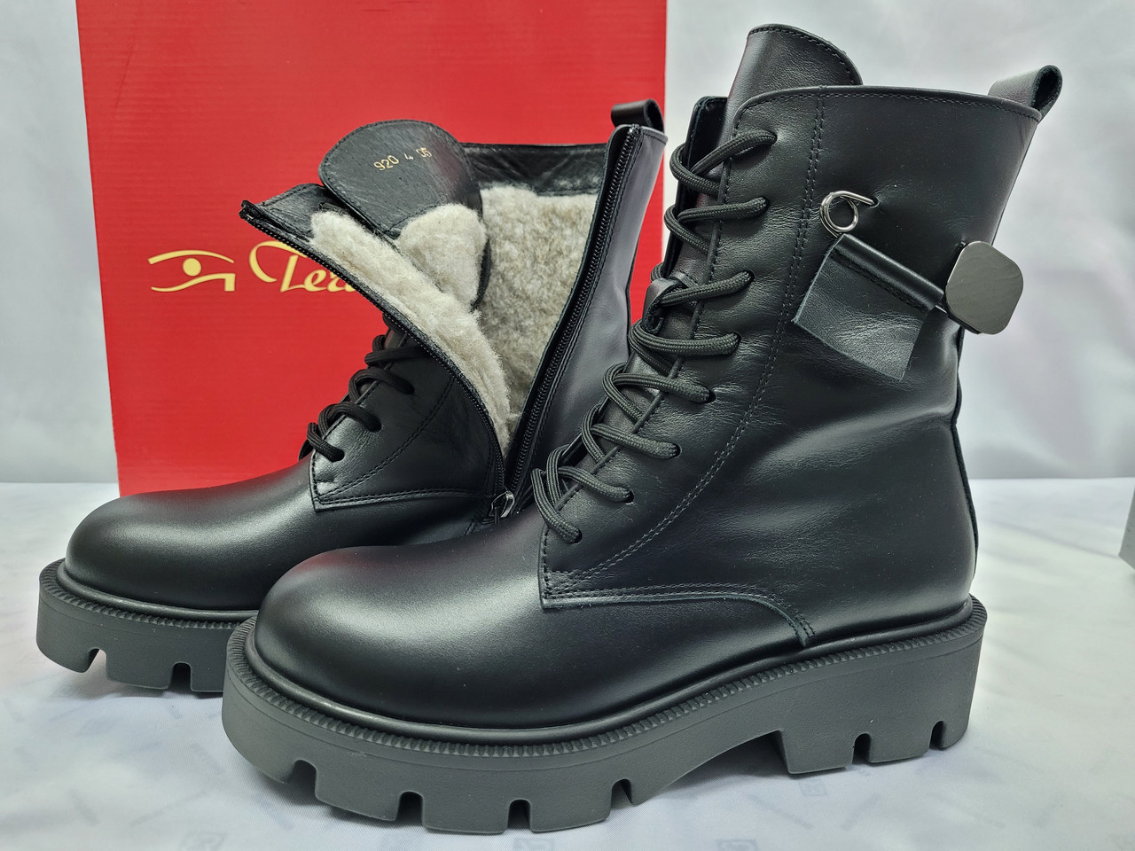 Комфортні зимові чорні черевики шкіряні зі змійкою Terra Grande 38, 24.5