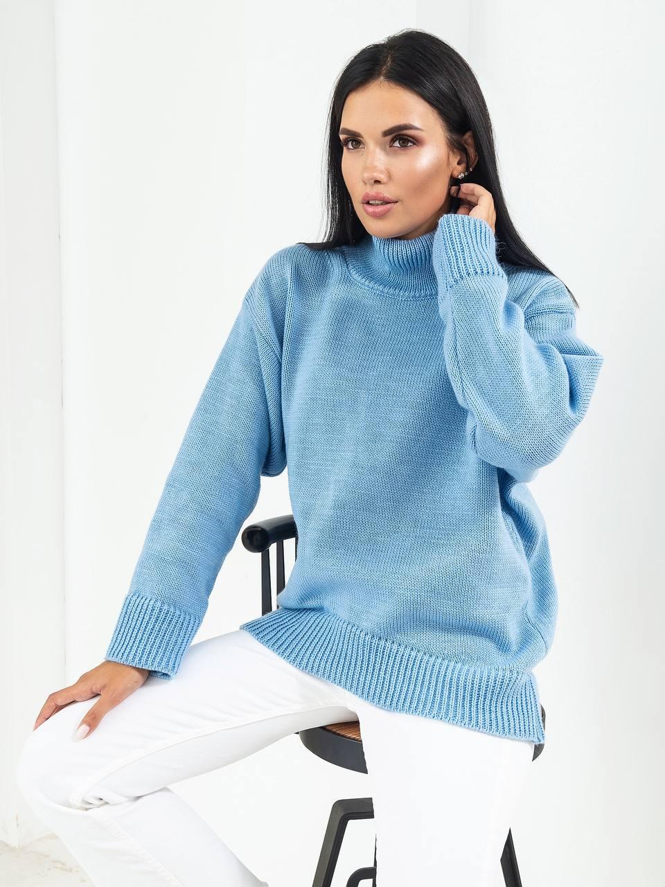 Яскравий лаконічний жіночий светр (в кольорах)