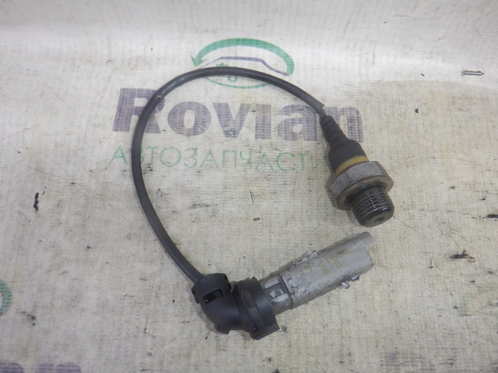 Купить Датчик давления масла (1,6 HDI 8V) Peugeot 5008 1 2009-2017 ...