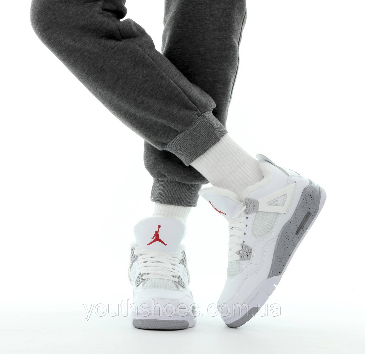 Кросівки чоловічі/жіночі зимові з хутром N*ke Air Jordan білі із сірим р36