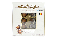 Цукерки праліне (біле) Маітре Maitre Truffout 250g 12шт/ящ (Код: 00-00003919)