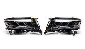 Передні фари Toyota Land Cruiser Prado 2017+ стиль Lexus (3 лінзи, Full LED)