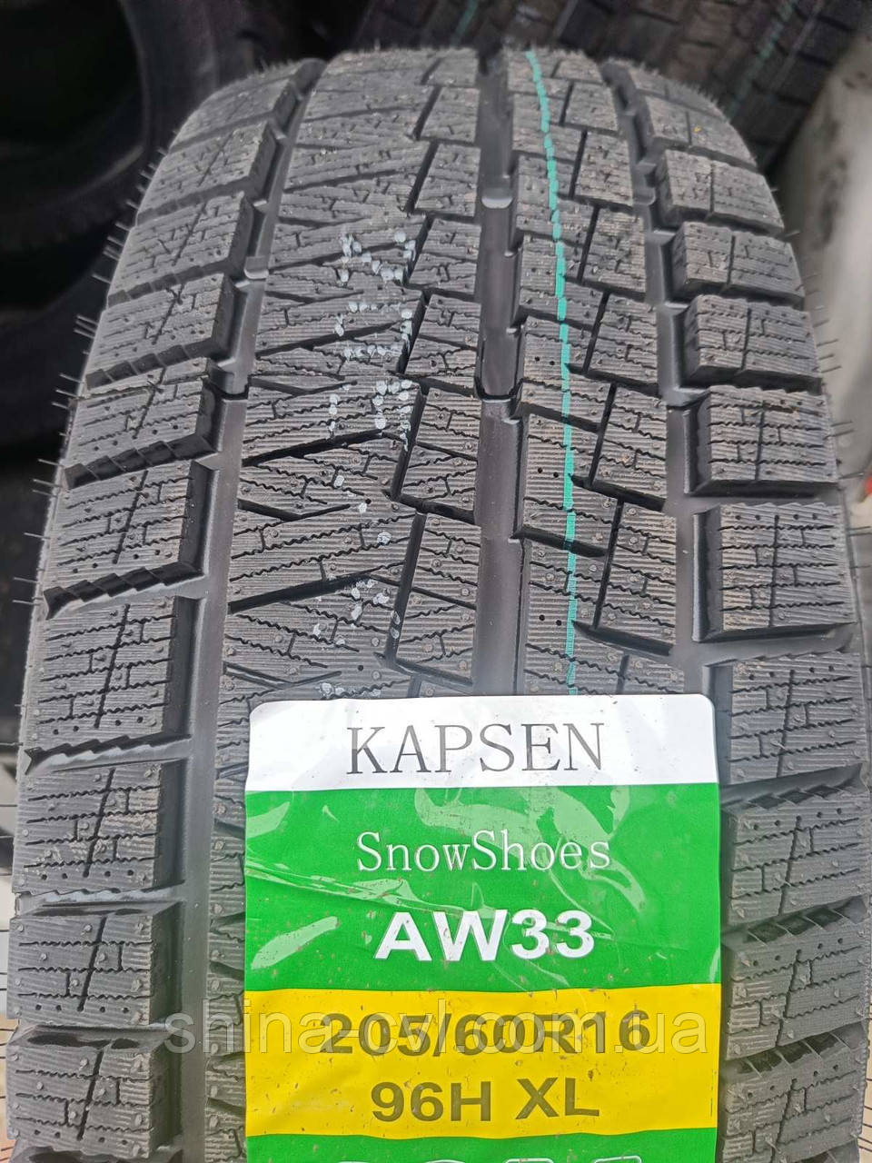 Зимові шини 205/60 R16 96H XL KAPSEN SNOWSHOES AW33