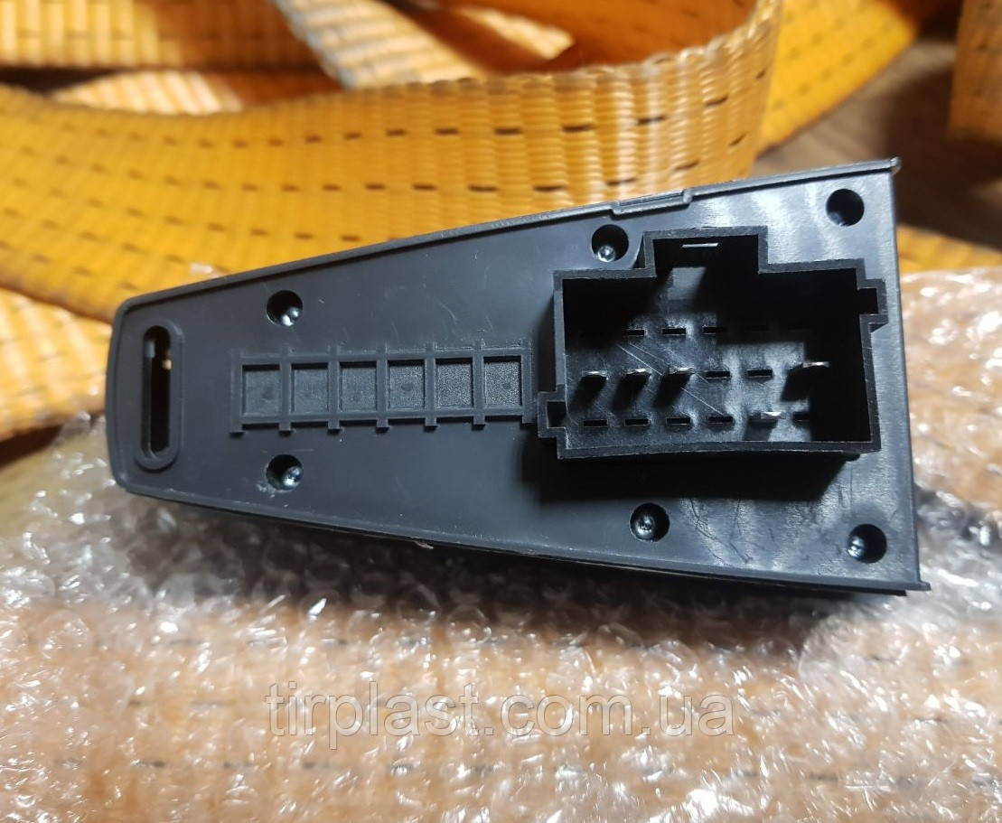 Купить Пульт управления стеклоподьемников VOLVO FH12 FM FH16 правый ...