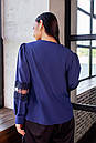 Жіноча синя нарядна блузка з мереживом, фото 3
