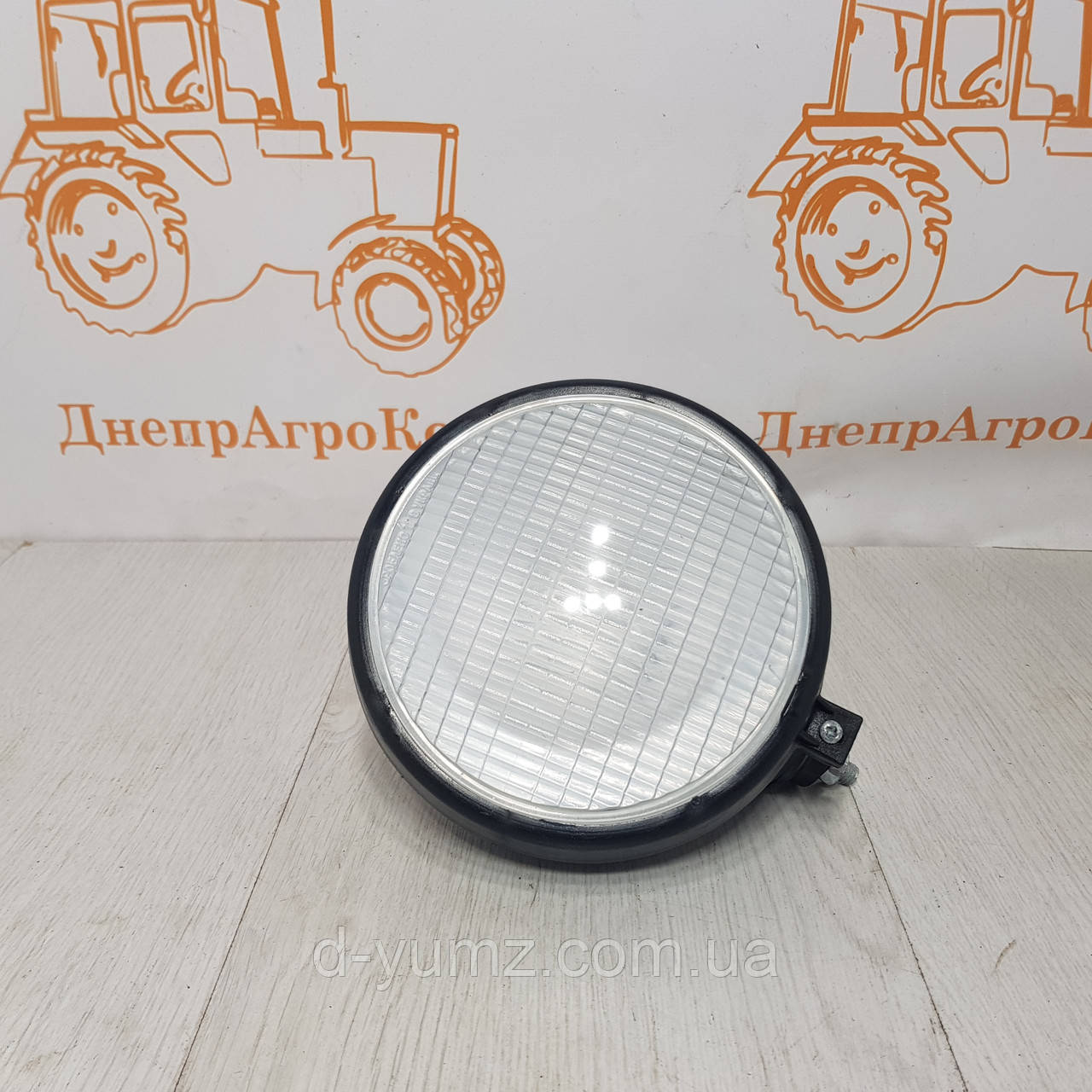 Фара МТЗ, ЮМЗ задня з ламп. у пластм. корпусі (виробник Україна) ФГ-304П, фото 1