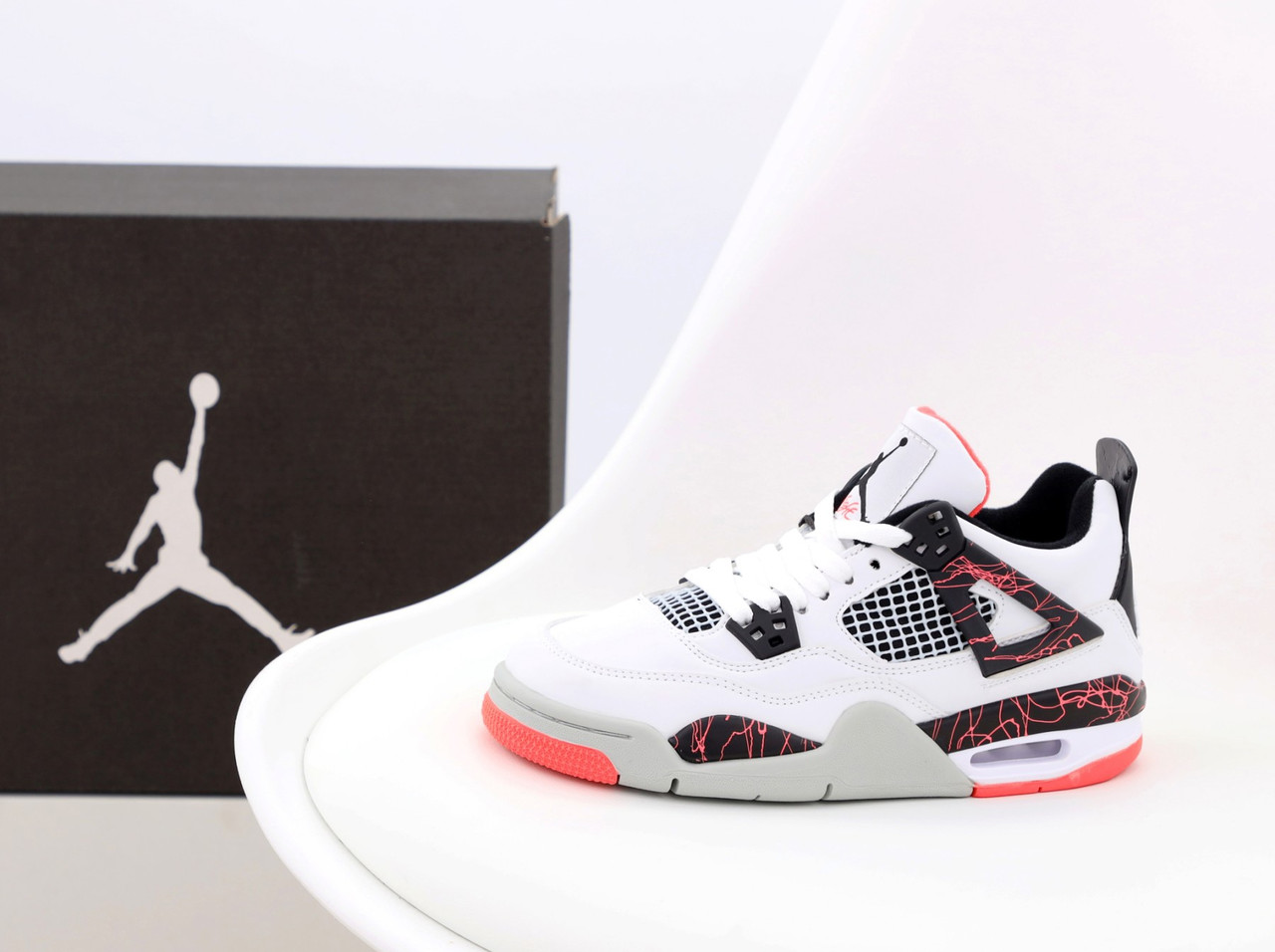 Air jordan 4 white black best sale bright crimson
