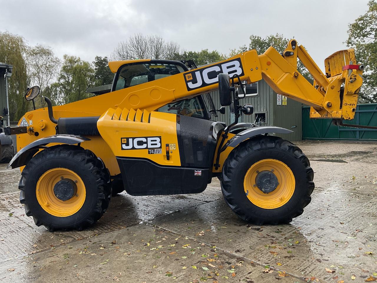 Телескопічний навантажувач JCB 531-70 2017 року