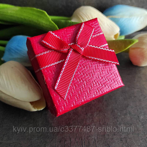 Подарочная коробочка для ювелирных украшений с поролоновым вкладышем ...