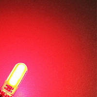 Лампи на габарит/Номерні знаки (Червоне світло) Діодні в силіконі - Цоколь T10 (W5W) - 2шт