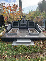 Памятник из гранита (Образец 07070) 1