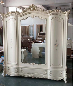 Шафа біла 4-двірна, бароко, Аліса