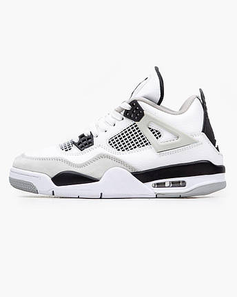 Кросівки Nike Air Jordan Retro 4 Military Black | Комфорт та вуличний стиль, фото 1