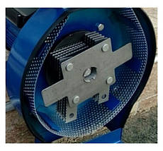 Зернодробарка кормоподрібнювач крупорушка шредер 250 кг/год корморізка дробарка зерна, початків кукурудзи БЕЛКОР БК-3, фото 4