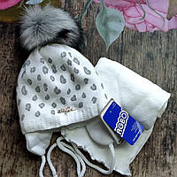 Зимовий комплект для дівчинки з хутряним помпоном.Agbo (Польща).