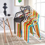 Стілець пластиковий Мастерс, фото 1