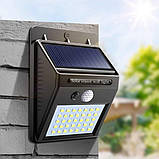 Світильник на сонячній батареї Solar Powered LED Wall Light з датчиком освітленості. PIR sensor, фото 4