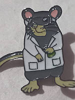 Брошь брошка пин значок серая крыса мышь доктор лаборатория врач в очках