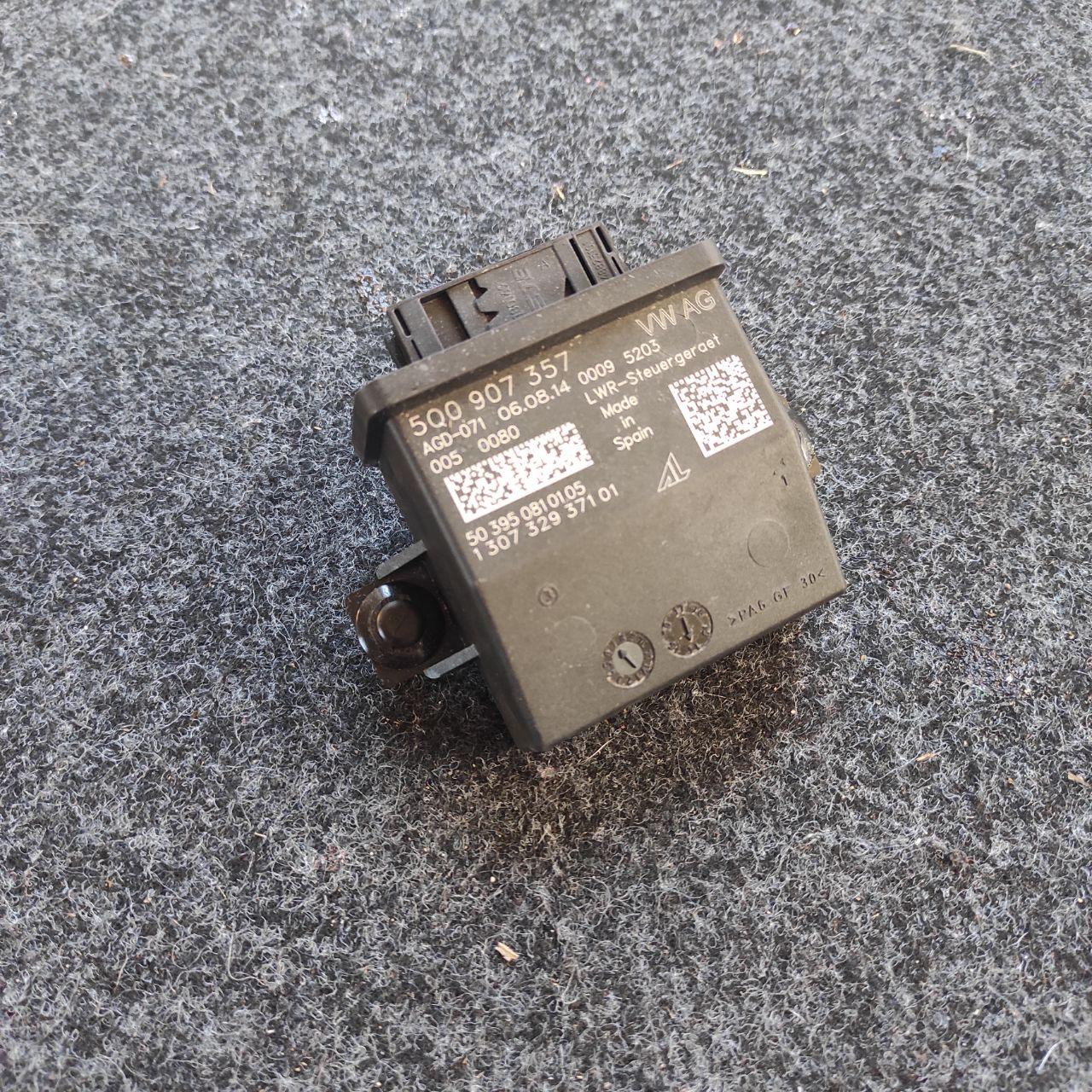Контролер освітлення Audi A3 5Q0907357