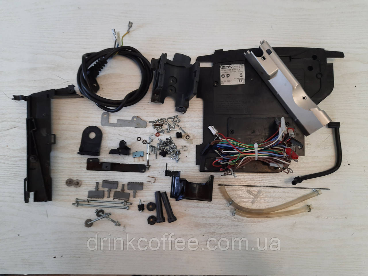 Болти (винти) + датчики + тримач ЗП та інше для кавомашини DeLonghi ESAM 3500 Automatic Cappuccino б/у