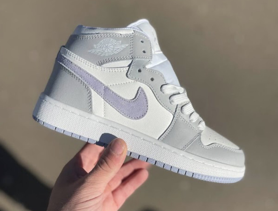 Jordan 1 High Retro “Light Smoke Grey” — Купити Недорого на Bigl.ua